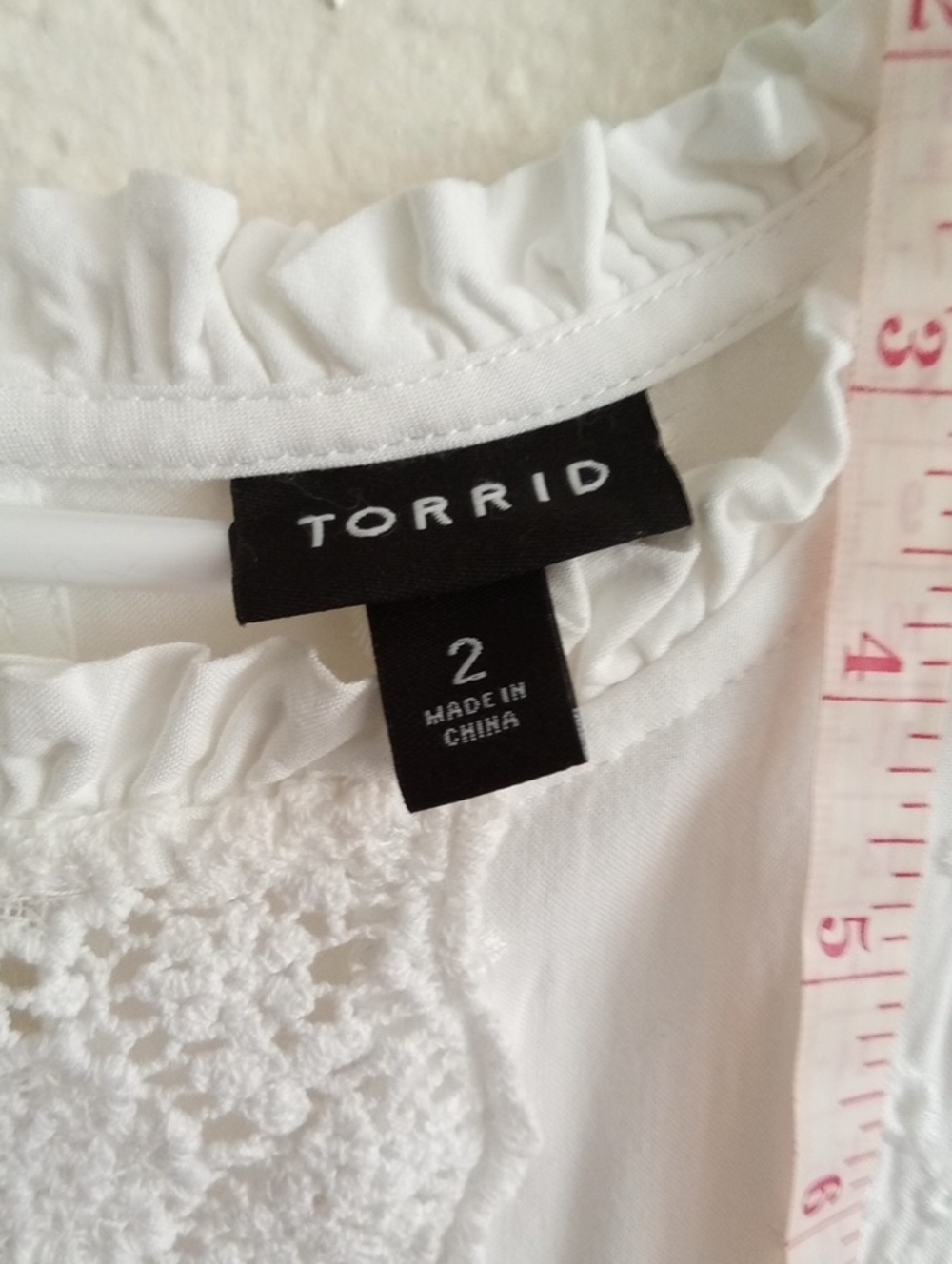 TORRID White Eyelet Ruffle Tank - Picture 2 of 13